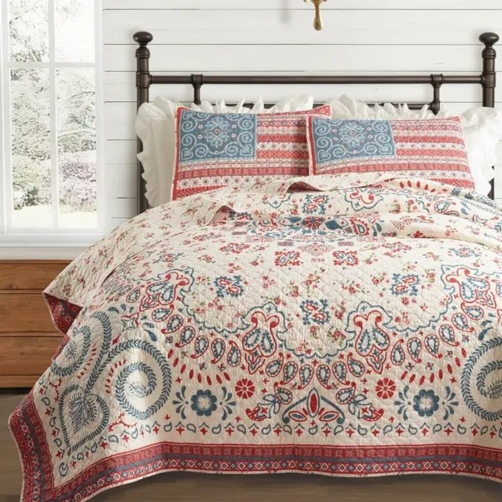 Boho Americana Quilt Set - Junk Gypsy Size Twin NEW